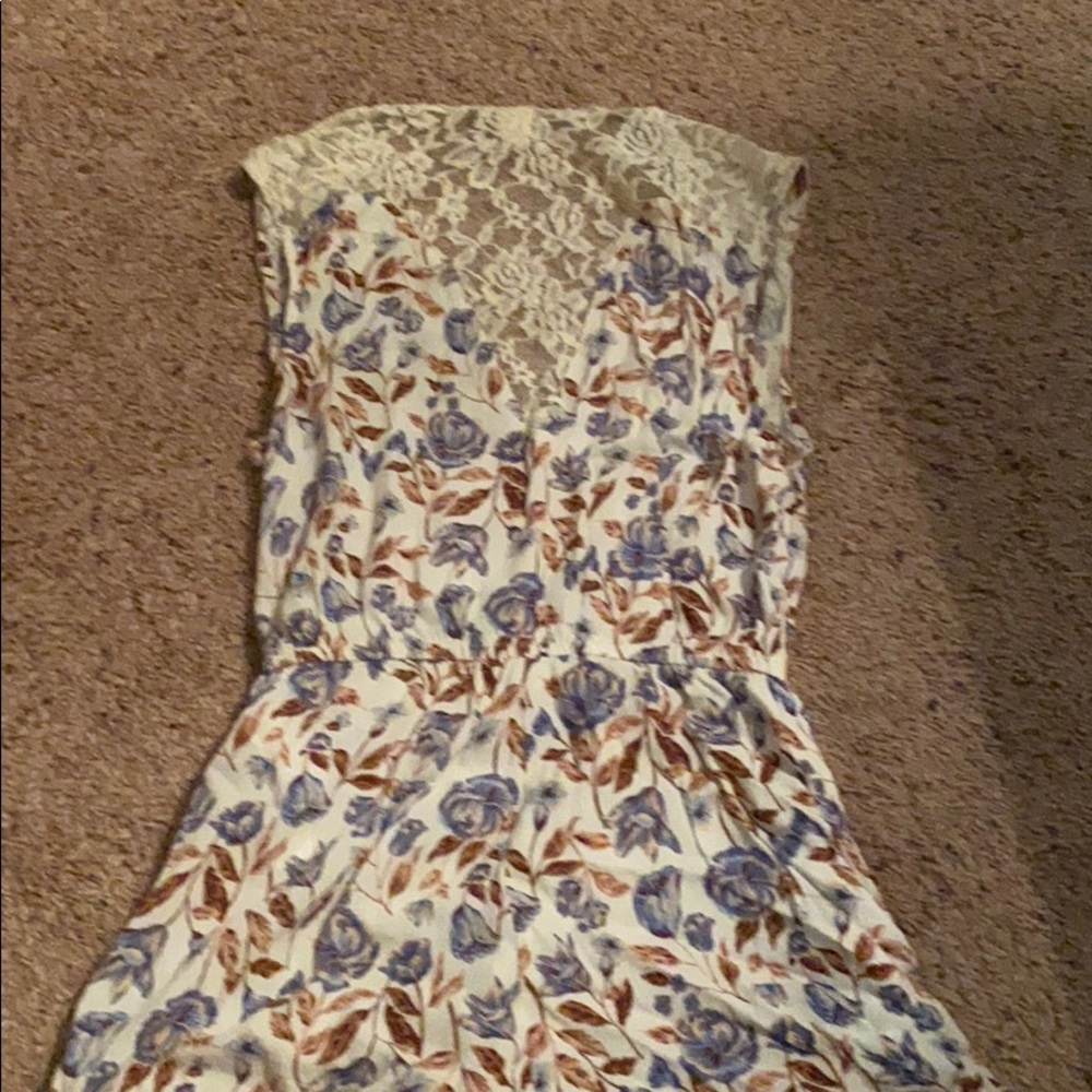 Romper - Picture 3 of 4